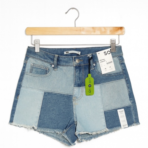 Junior’s SO patchwork high rise shortie shorts. Size 7. 28” waist, 2.5” inseam - Picture 1 of 2